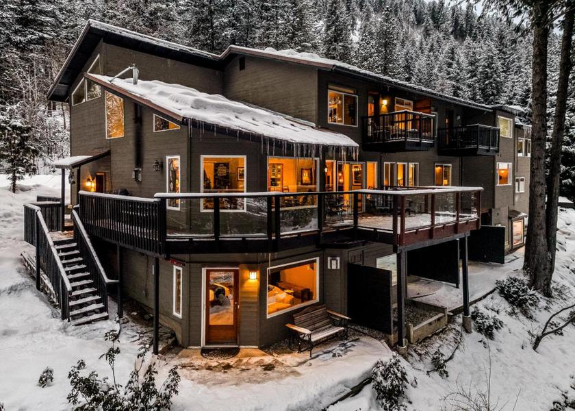 Washington Leavenworth exterior view