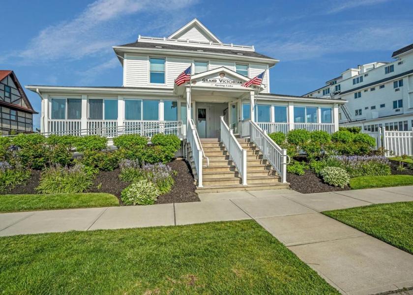 New Jersey Spring Lake exterior view