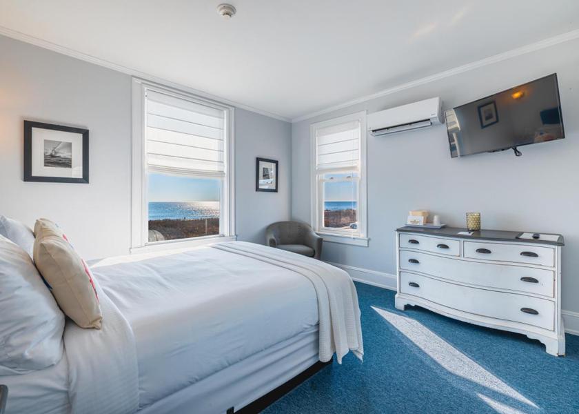 New Jersey Spring Lake Queen Room with Sea View