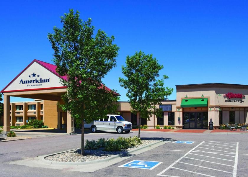 South Dakota Watertown exterior view