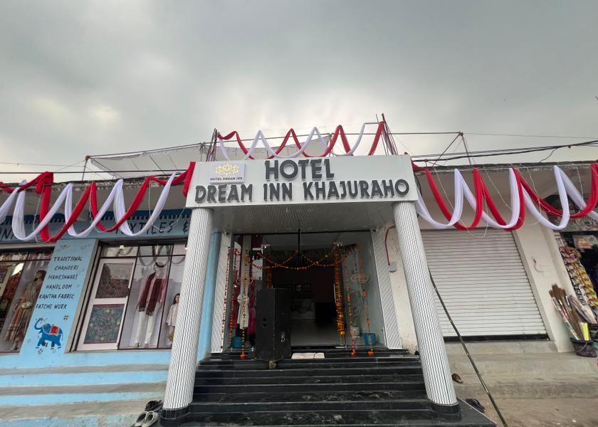 Madhya Pradesh Khajuraho Hotel Exterior