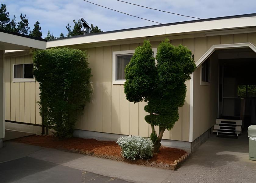Washington Long Beach exterior view