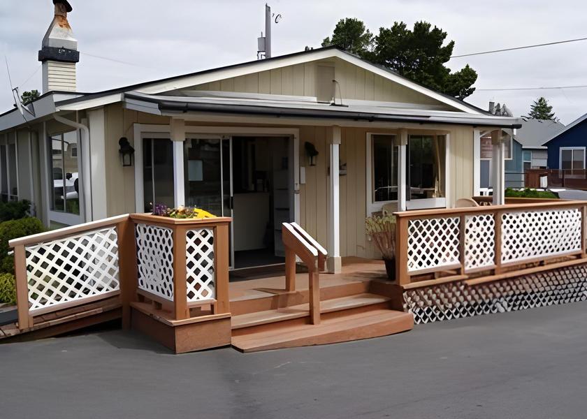 Washington Long Beach exterior view