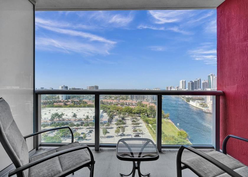 Florida Hallandale Beach balcony/terrace