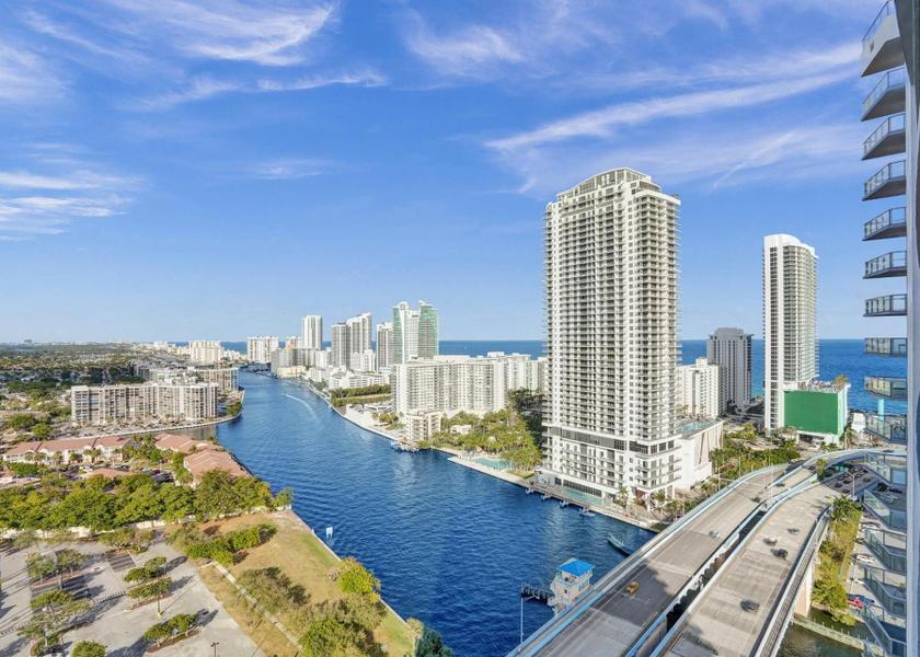 Florida Hallandale Beach exterior view