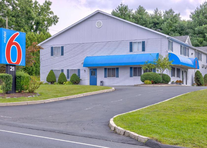 Connecticut Bethel exterior view