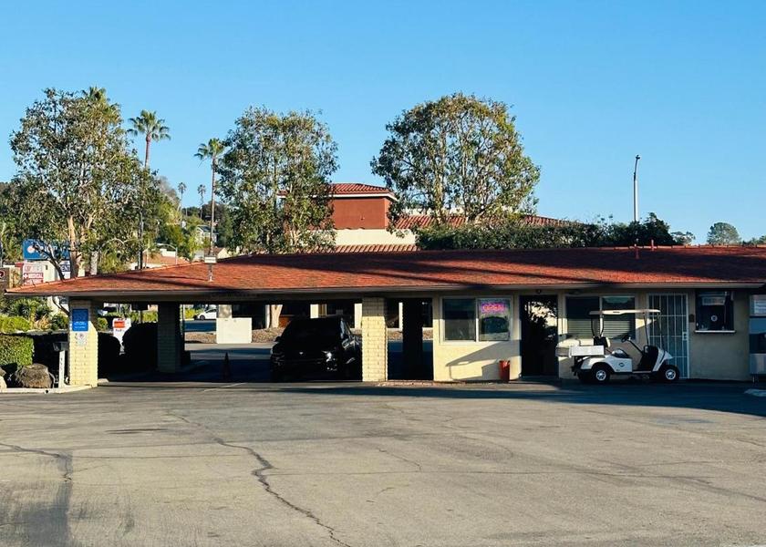 California Vista Exterior view