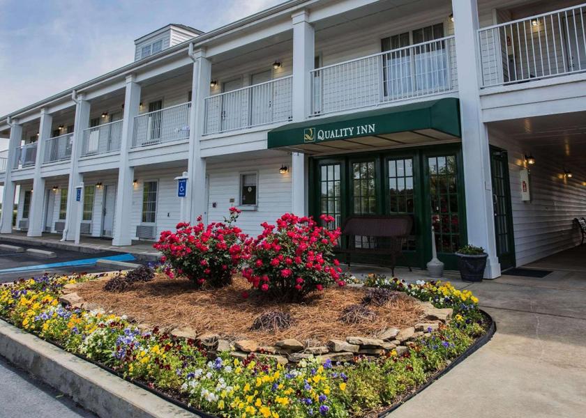 Georgia Waynesboro exterior view
