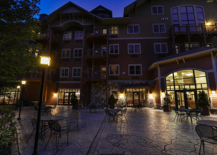 New York hunter exterior view