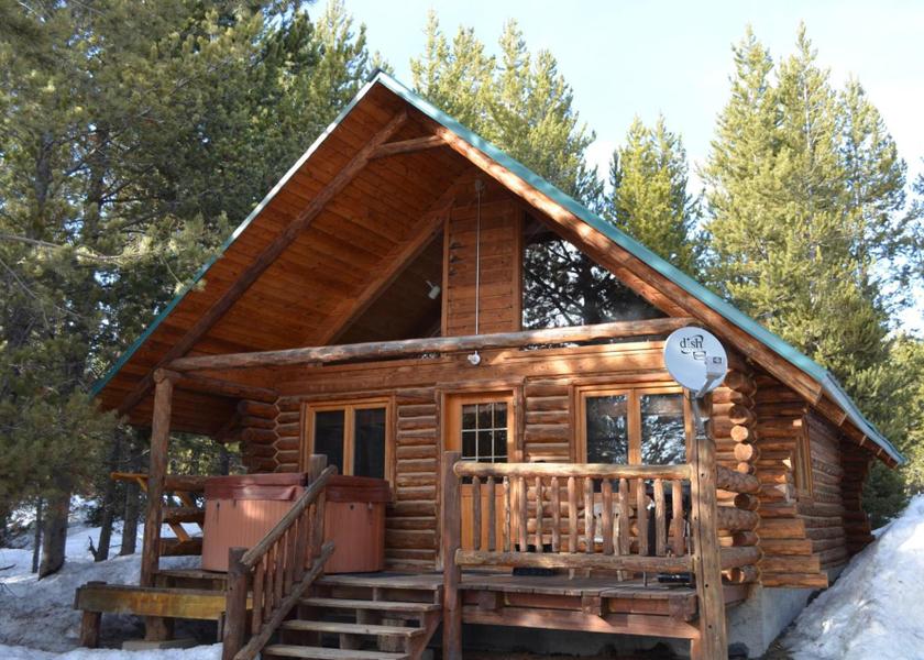 Idaho Island Park Hotel Exterior