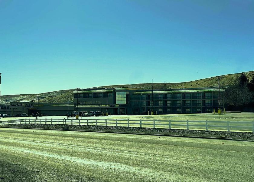 Nevada Jackpot exterior view