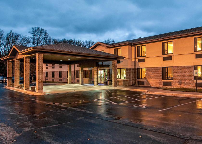 Wisconsin Oconto exterior view