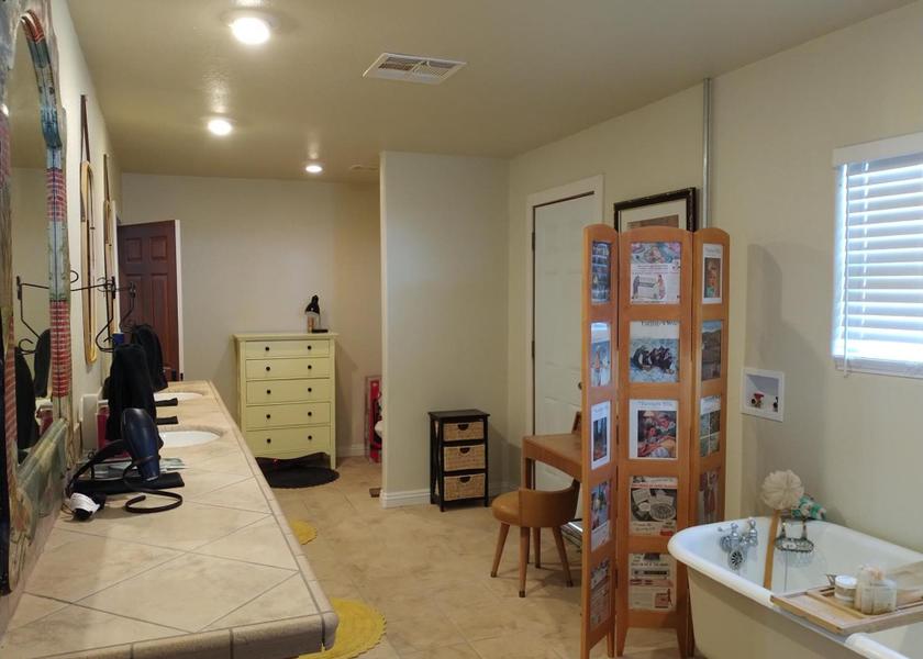 Nevada Pahrump bathroom