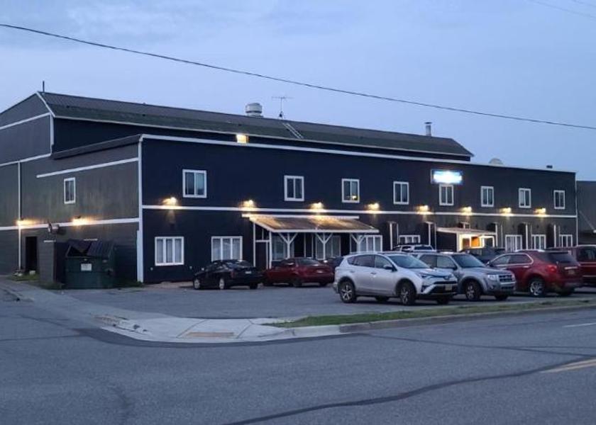 Alaska Palmer Exterior view