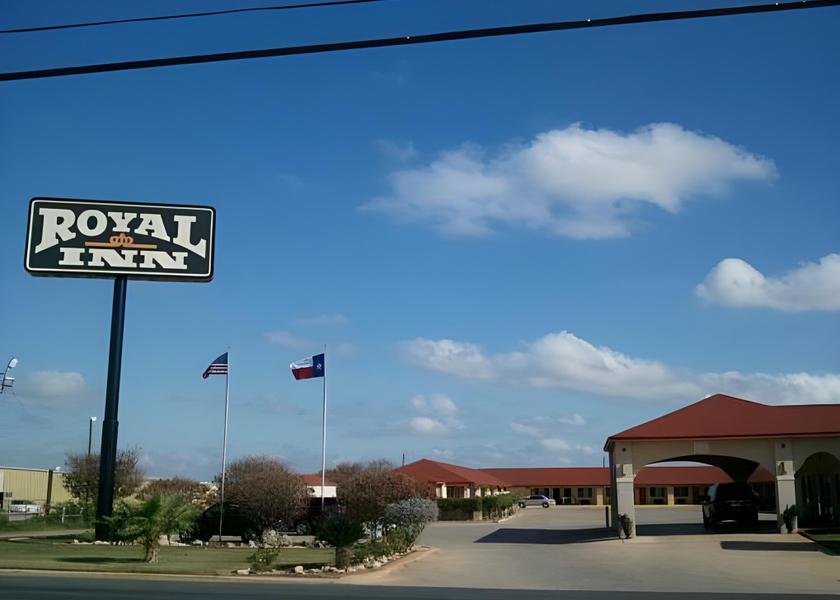 Texas Pearsall Exterior view