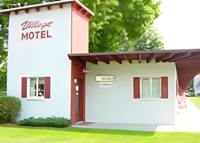 New York Richfield Springs exterior view