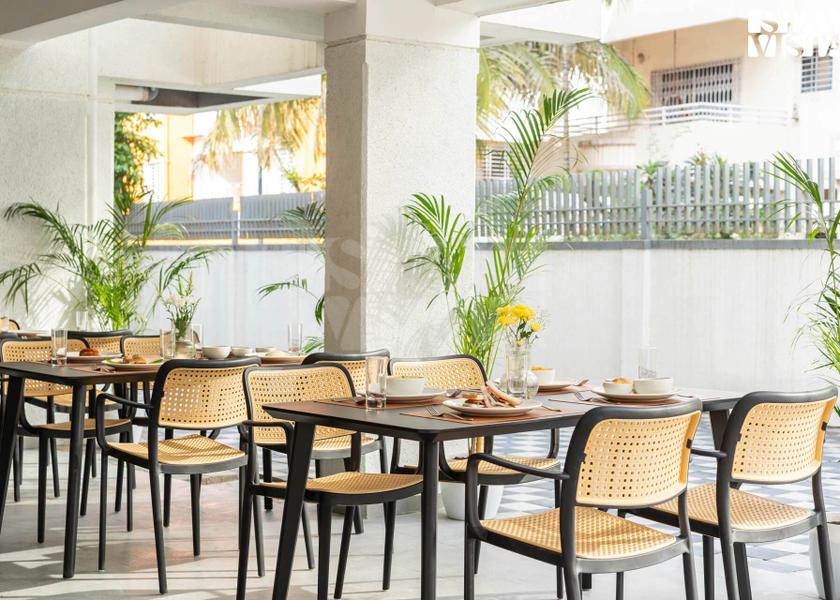 Maharashtra Pune Food & Dining