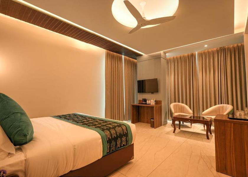 Uttar Pradesh Noida Deluxe Room