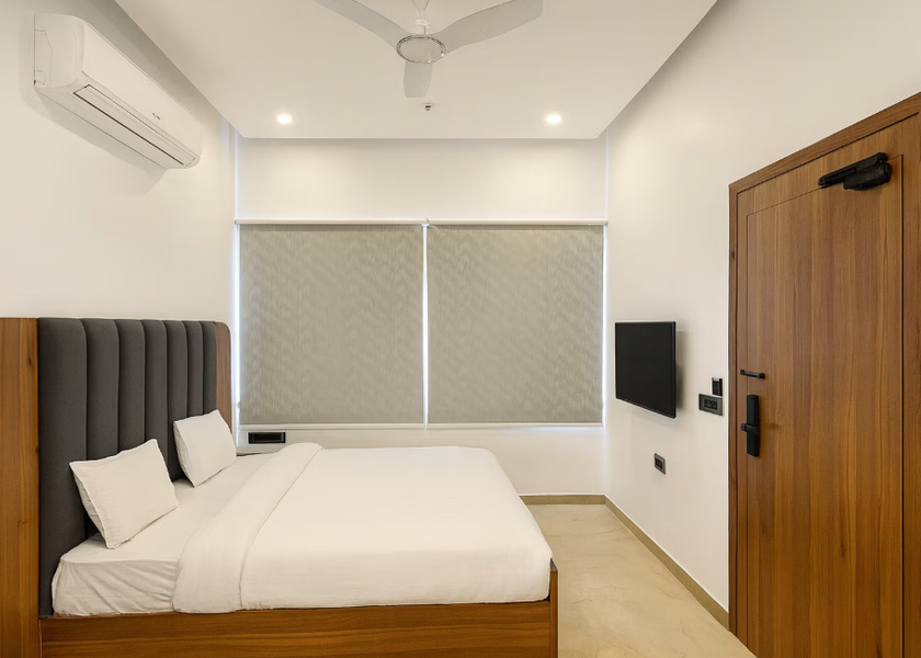 Delhi Delhi Deluxe Private AC Room with Ensuite Bathroom