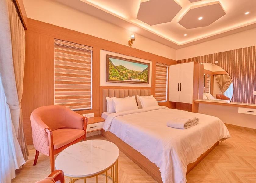 Tamil Nadu Ooty Deluxe Room