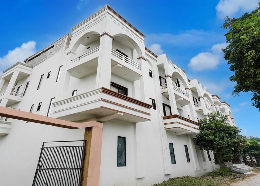 Uttar Pradesh Vrindavan Facade