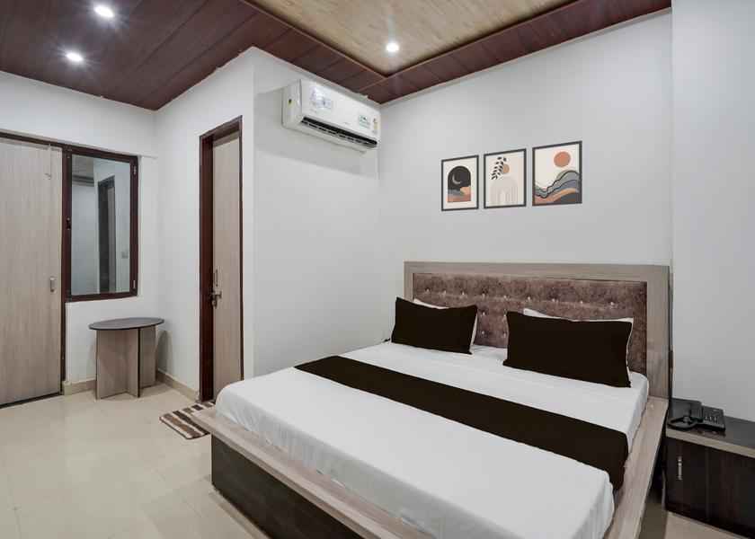Uttar Pradesh Vrindavan CLASSIC