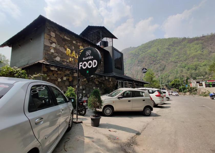 Uttarakhand Rishikesh Hotel Exterior