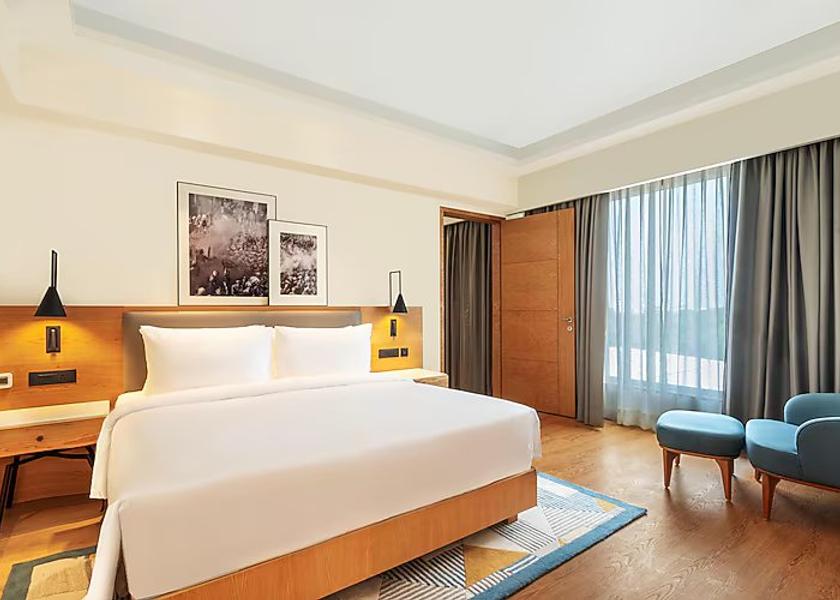 Uttar Pradesh Vrindavan Suite Room