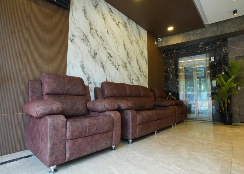 Tamil Nadu Kanchipuram Lobby