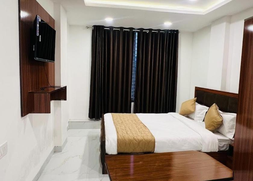 Madhya Pradesh Indore Deluxe Double or Twin
