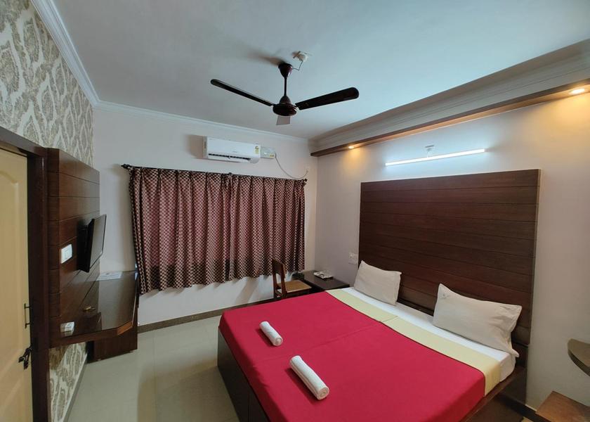 Karnataka Udupi Hotel Exterior