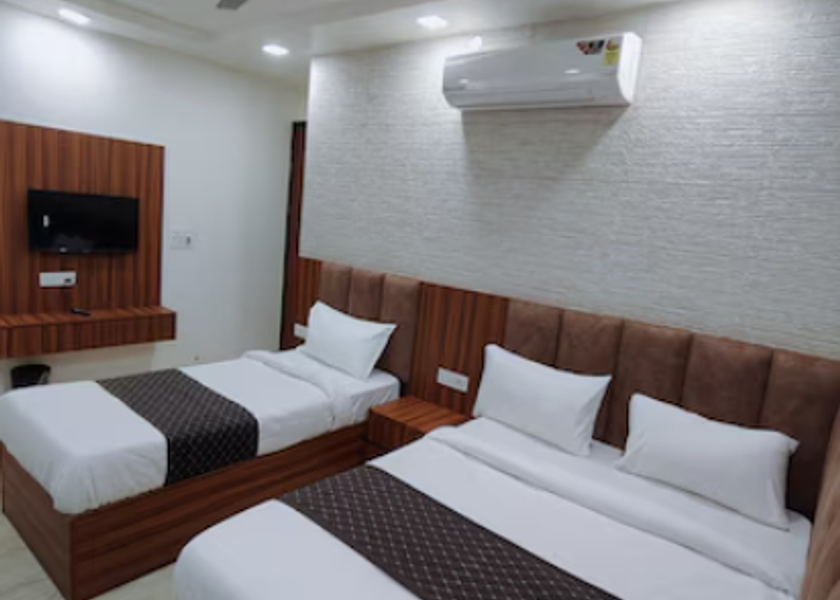 Delhi Delhi Triple Occupancy