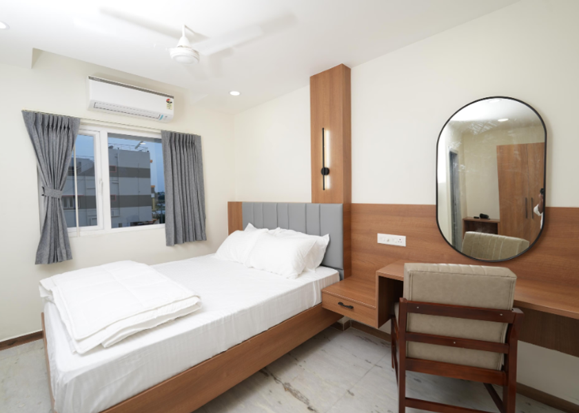 Tamil Nadu Trichy Deluxe Double Bed Room