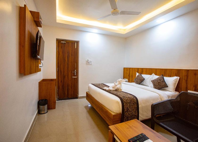 Tamil Nadu Velankanni Family Room