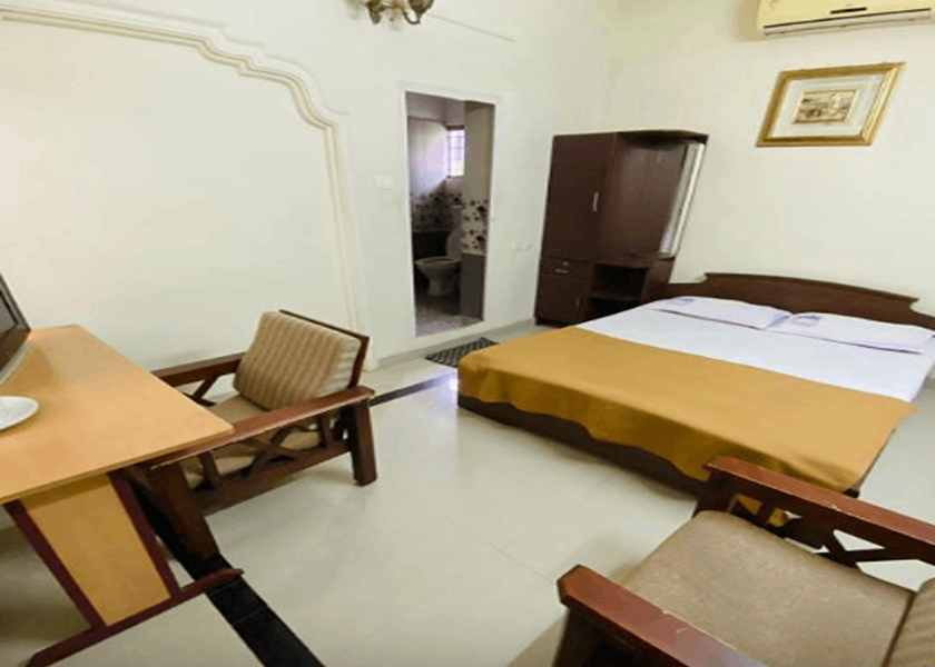 Kerala Thiruvananthapuram AC Deluxe Room 