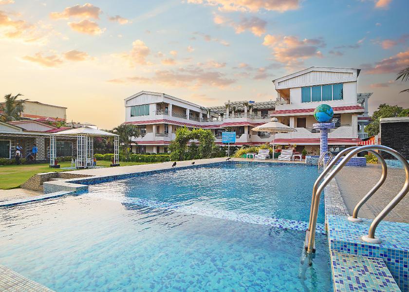 West Bengal Mandarmani Swimming pool