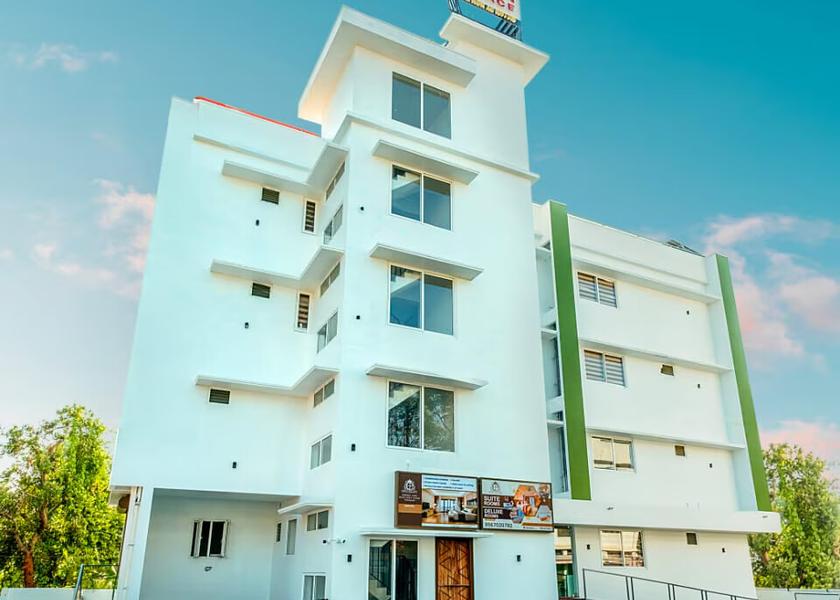 Kerala Thrissur Hotel Exterior