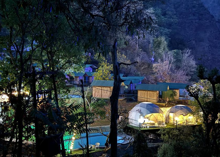 Uttarakhand Narendranagar Hotel View