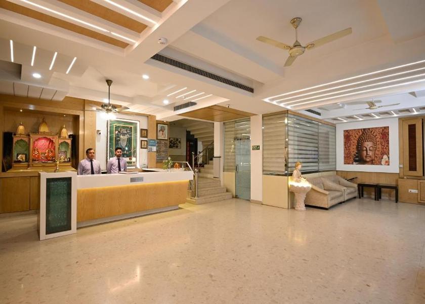 Delhi Delhi Public Areas