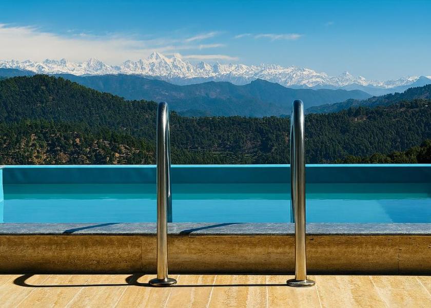 Uttarakhand Kausani Hotel View