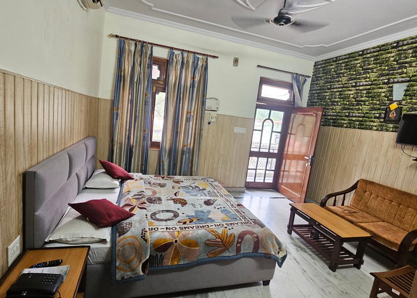 Uttarakhand Haldwani Standard AC Room