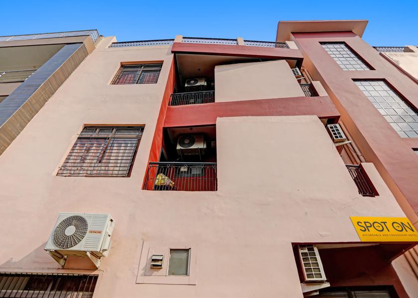 Uttar Pradesh Prayagraj Hotel Exterior