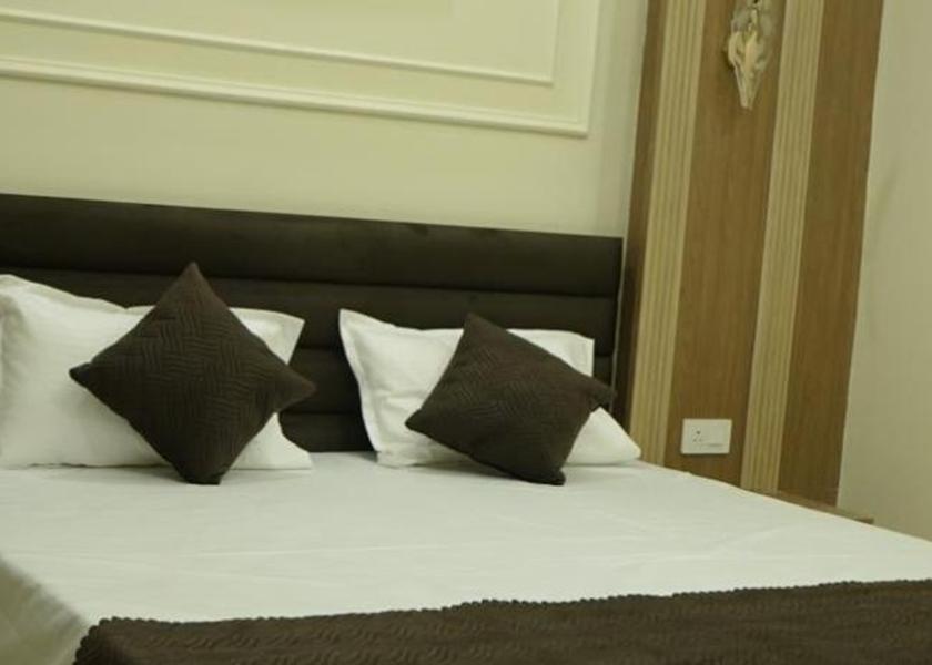 Uttarakhand Haridwar Superior Double Room