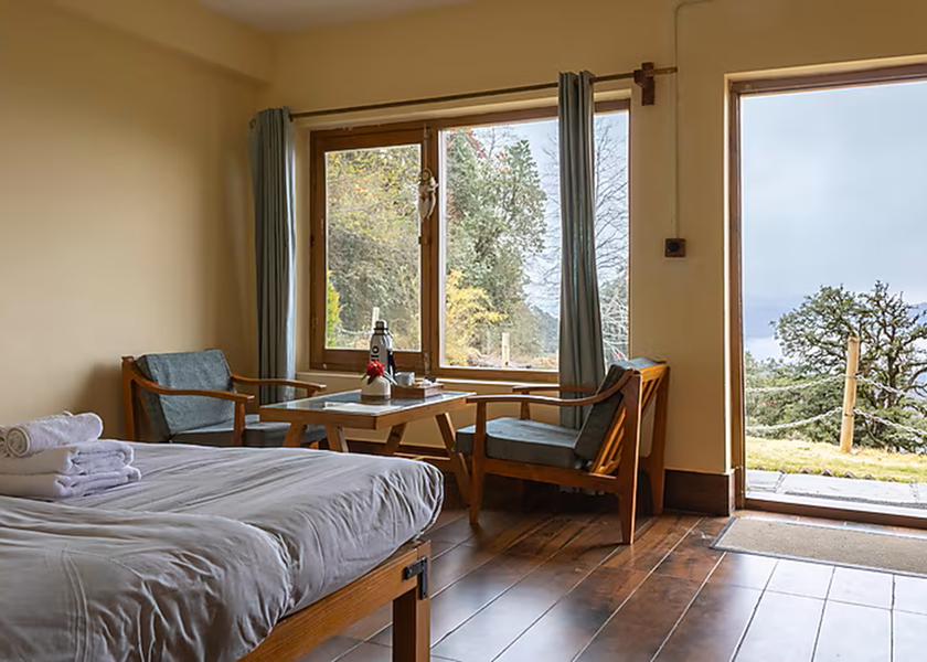 Uttarakhand Binsar Valley View Deluxe Room with Sitout