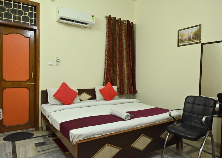 Uttar Pradesh Gorakhpur Deluxe Room AC