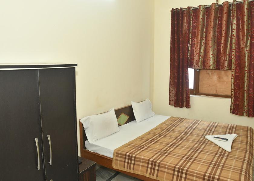 Uttar Pradesh Gorakhpur NON AC Room