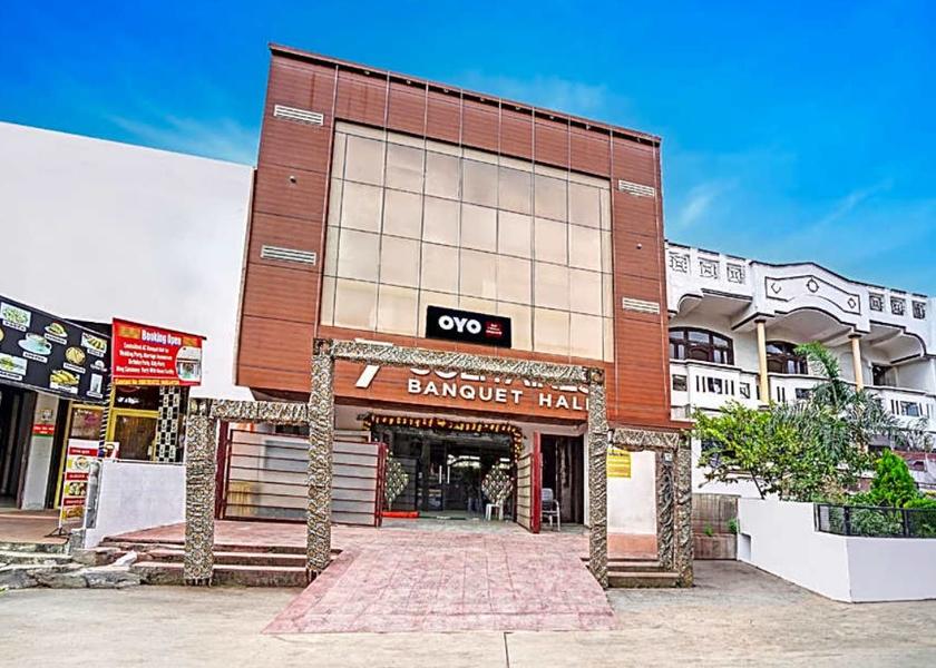 Uttar Pradesh Kanpur Public Areas