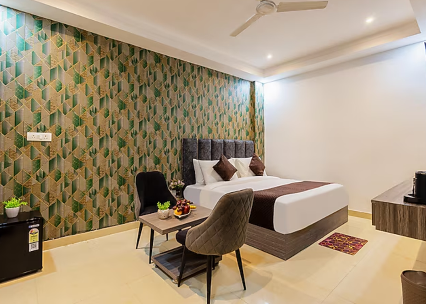 Uttar Pradesh Noida Deluxe Room
