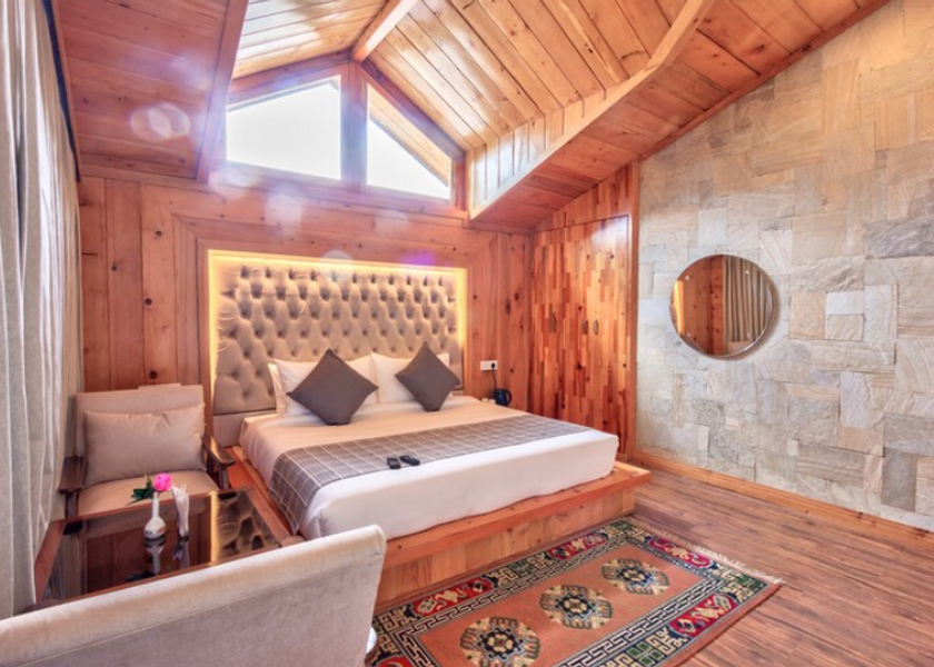 Himachal Pradesh Kullu 1025