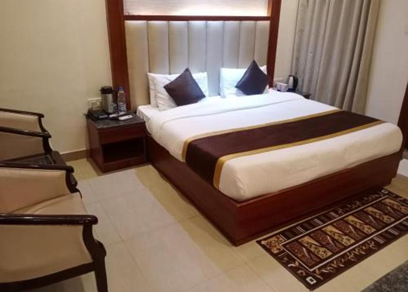 Uttar Pradesh Bareilly Executive Room